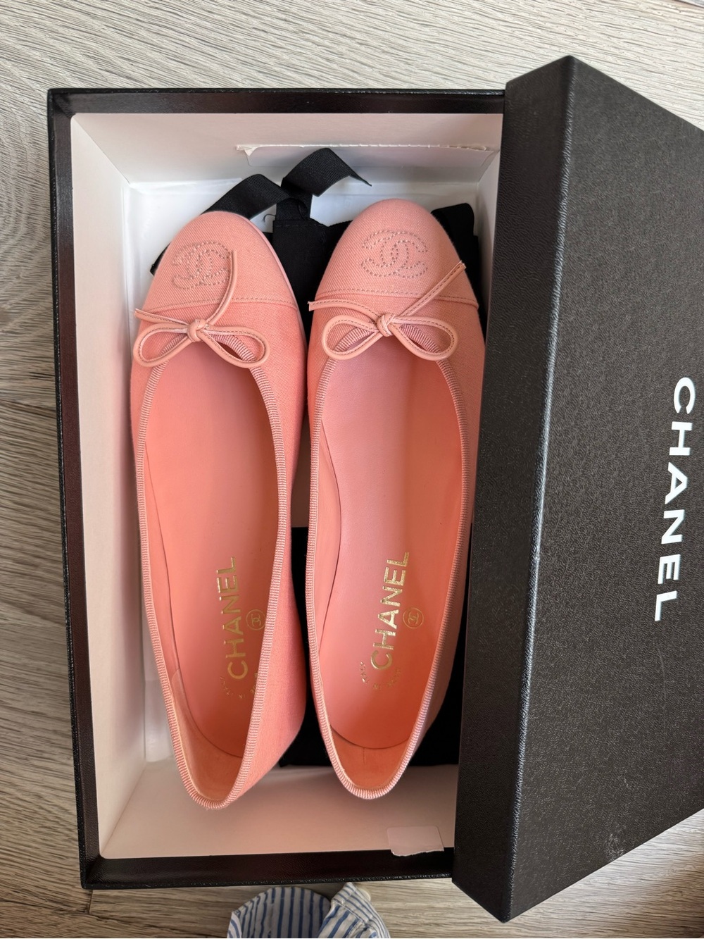 NWT CHANEL Coral Pink Canvas Ballet Flats with Bow - Picture 7 of 9